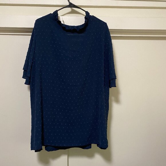 Shein Curve, navy eyelet, short, double fluff sleeve blouse, size 5X - Picture 8 of 11